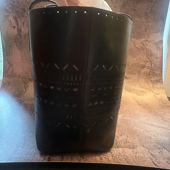 Kate Spade beautiful Perforated Tote - Picture 3 of 8